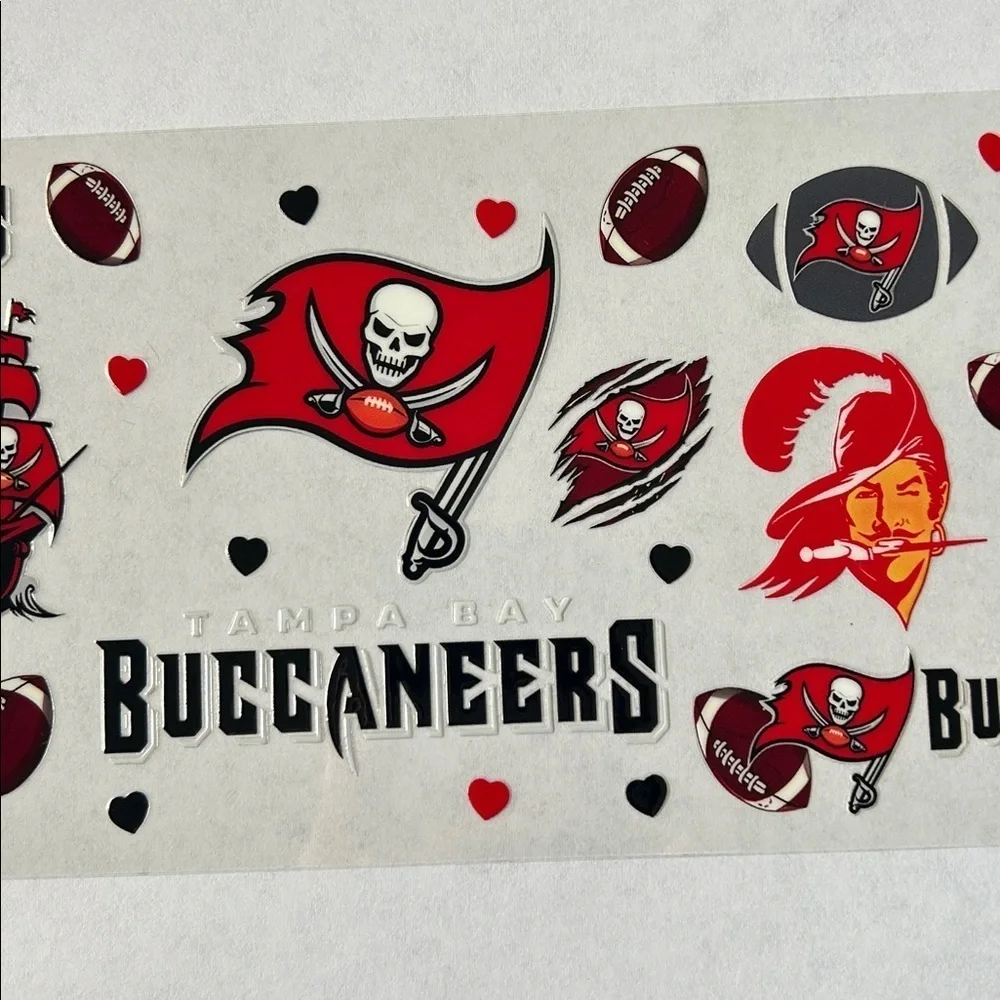 Buccaneers Cup Decal 270